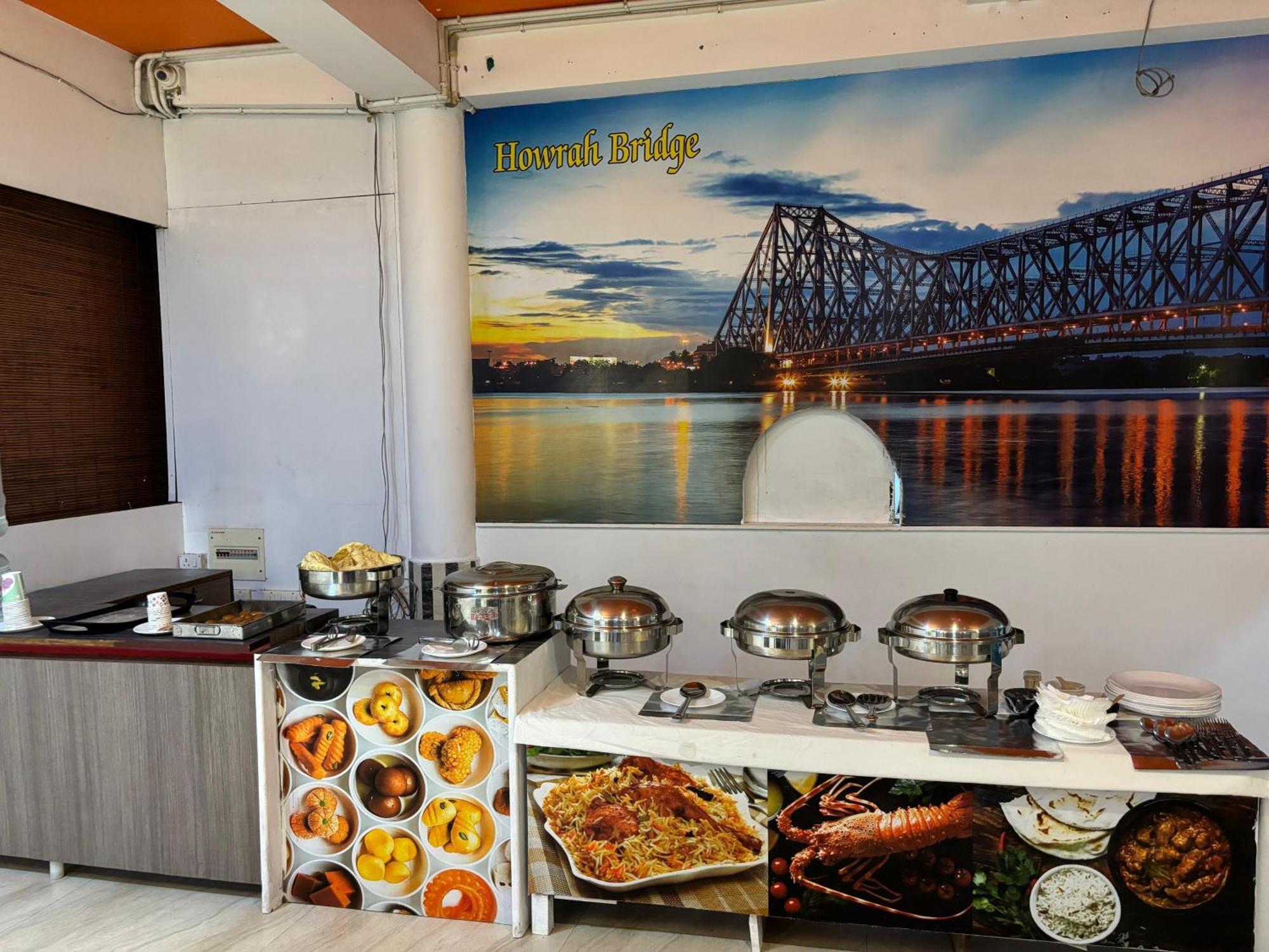 Shadipur The Tamarind Tree Hotel & Restaurant מראה חיצוני תמונה