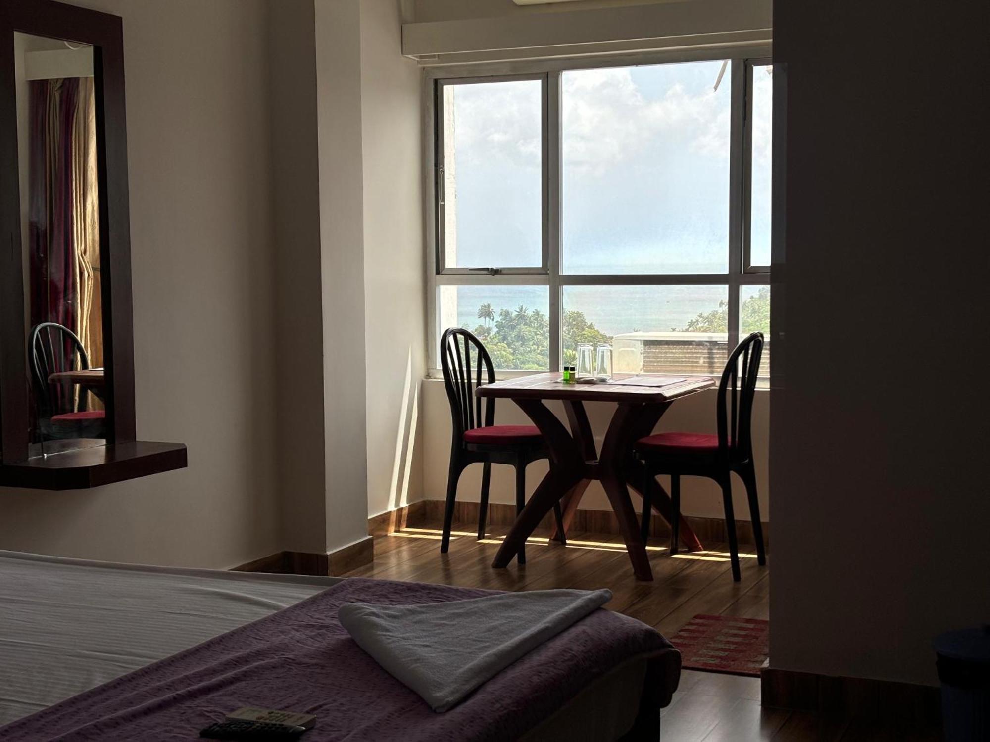 Shadipur The Tamarind Tree Hotel & Restaurant מראה חיצוני תמונה